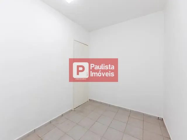 Sala à venda ou para alugar, no bairro Santo Amaro em São Paulo