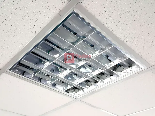 Sala para alugar, no bairro Chácara Santo Antônio em São Paulo