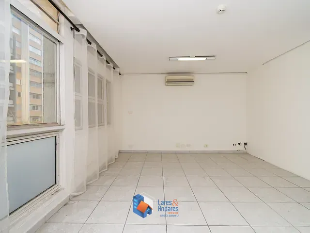 Sala com 42m², à venda, no bairro Jardim Paulista em São Paulo
