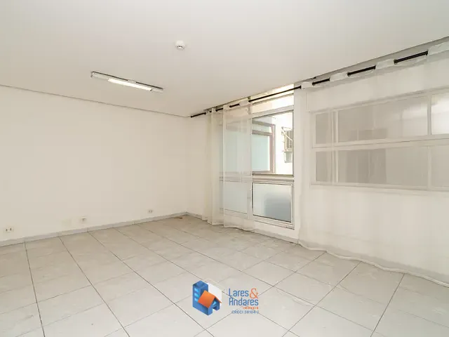 Sala com 42m², à venda, no bairro Jardim Paulista em São Paulo