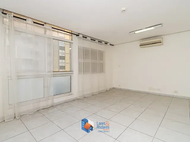 Sala com 42m², à venda, no bairro Jardim Paulista em São Paulo