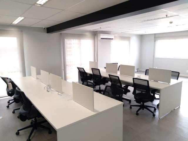 Foto do Sala - Sala Comercial para Locação com 130m², 4 salas, 2 banheiros, 4 Vagas de garagem e Mobília no Novamérica Office Park em Santo Amaro, São Paulo-SP | Paulista Imóveis