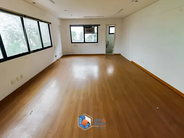 Sala com 40m², à venda, no bairro Jardim Londrina em São Paulo