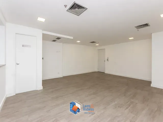 Sala com 35m², à venda, no bairro Santo Amaro em São Paulo