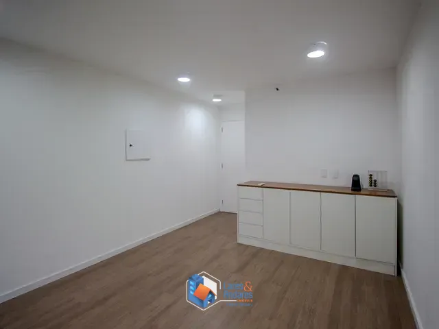 Sala com 20m², à venda, no bairro Moema em São Paulo