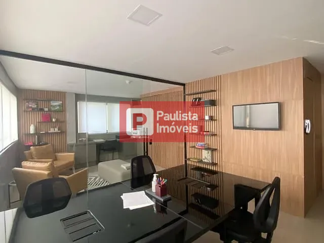 Sala à venda, no bairro Itaim Bibi em São Paulo