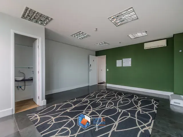 Sala com 61m², à venda, no bairro Brooklin em São Paulo
