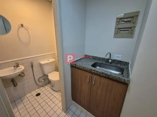 Sala para alugar, no bairro Brooklin Paulista em São Paulo