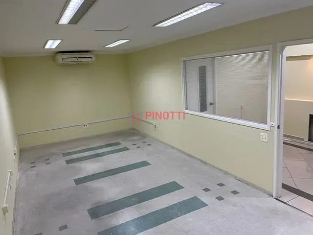 Sala à venda, no bairro Centro em São Bernardo do Campo