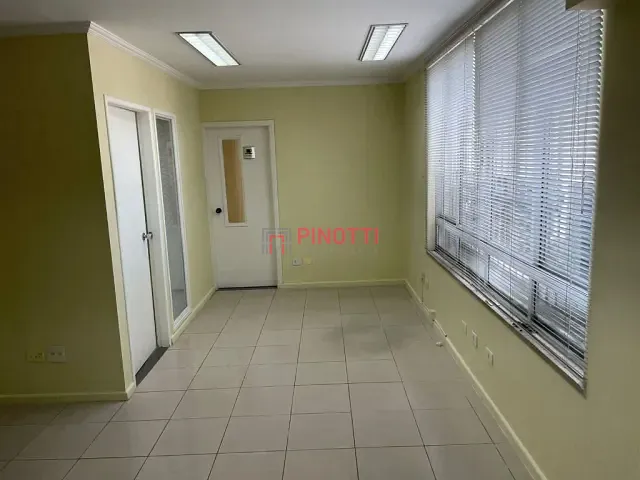 Sala à venda, no bairro Centro em São Bernardo do Campo