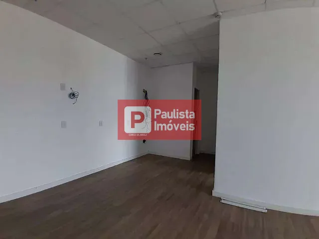 Sala com 92m², para alugar, no bairro Vila São Francisco (Zona Sul) em São Paulo
