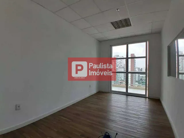Sala com 92m², para alugar, no bairro Vila São Francisco (Zona Sul) em São Paulo
