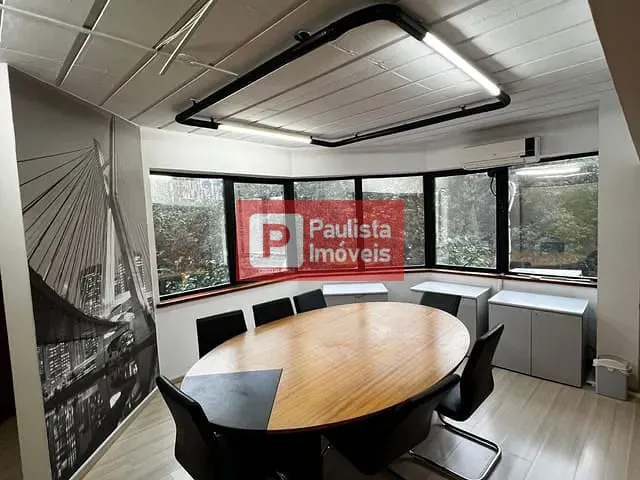 Sala com 130m², à venda, no bairro Itaim Bibi em São Paulo