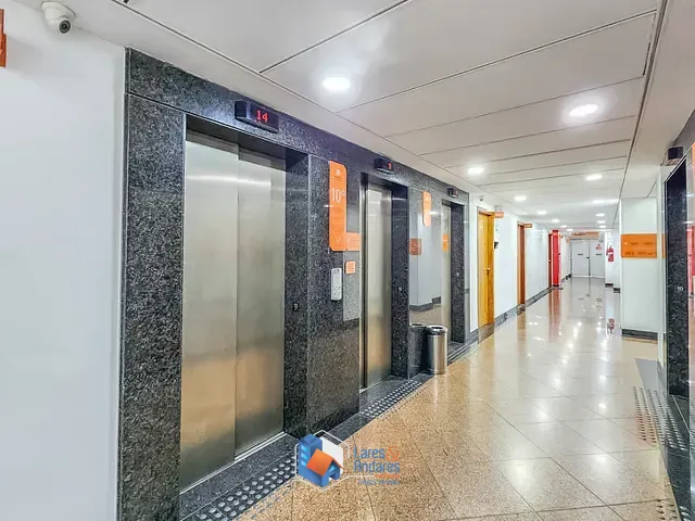 Sala com 44m², à venda, no bairro Moema em São Paulo