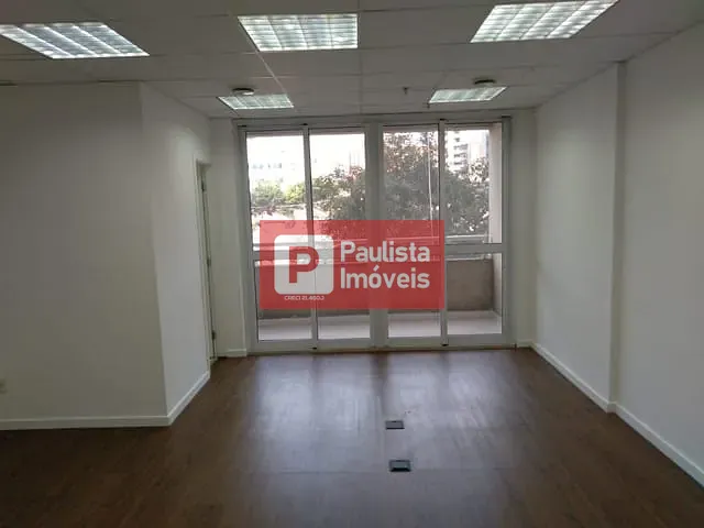 Sala com 66m², para alugar, no bairro Chácara Santo Antônio em São Paulo