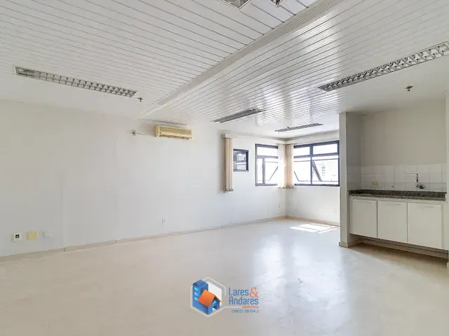 Sala com 35m², à venda, no bairro Vila Guarani (Z Sul) em São Paulo