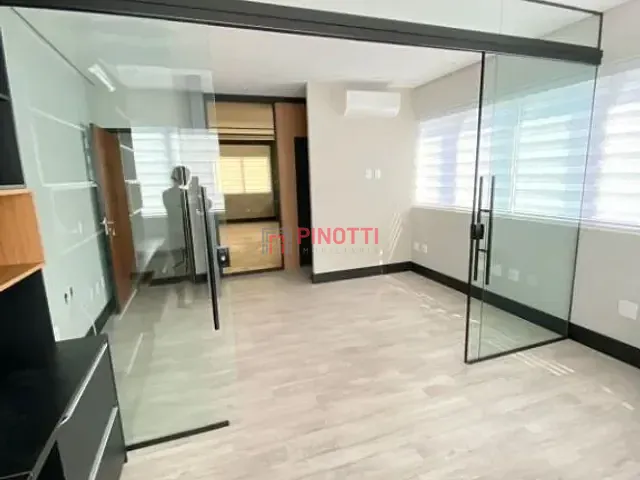 Sala à venda, no bairro Parque São Diogo em São Bernardo do Campo