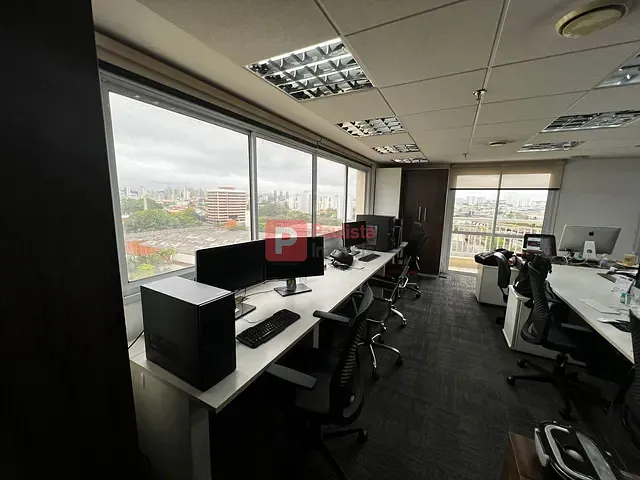 Sala com 150m², à venda, no bairro Vila Almeida em São Paulo