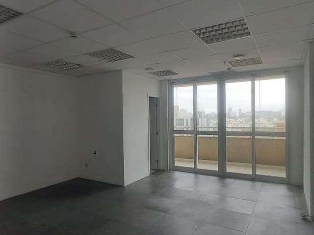 Foto do Sala - Sala comercial pronta à venda, com ar condicionado, piso, luminárias, varanda, Chácara Santo Antônio (Zona Sul), São Paulo, SP | Paulista Imóveis