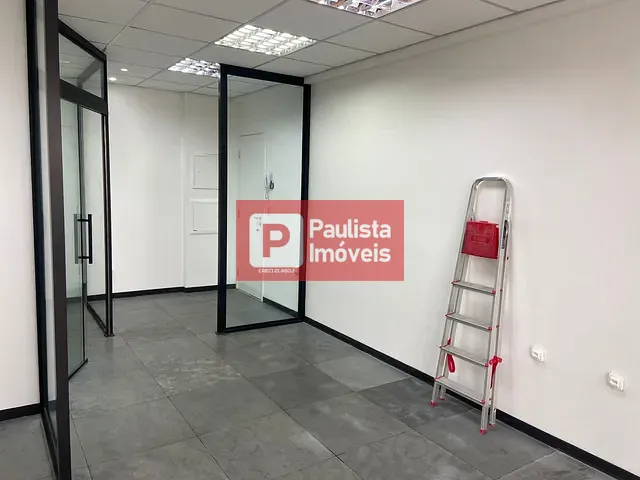 Sala com 64m², à venda ou para alugar, no bairro Chácara Santo Antônio (Zona Sul) em São Paulo