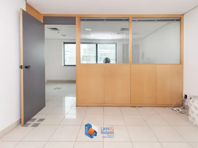 Sala com 37m², à venda, no bairro Consolação em São Paulo