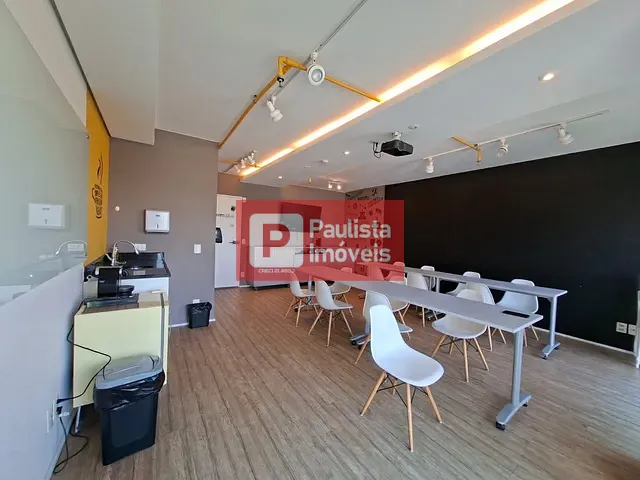 Sala à venda ou para alugar, no bairro Sando Amaro em São Paulo