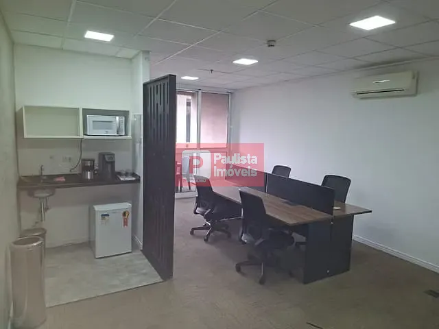Sala com 62m², para alugar, no bairro Chácara Santo Antônio (Zona Sul) em São Paulo