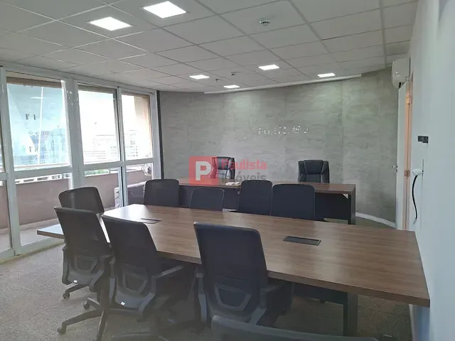 Sala com 90m², para alugar, no bairro Chácara Santo Antônio (Zona Sul) em São Paulo
