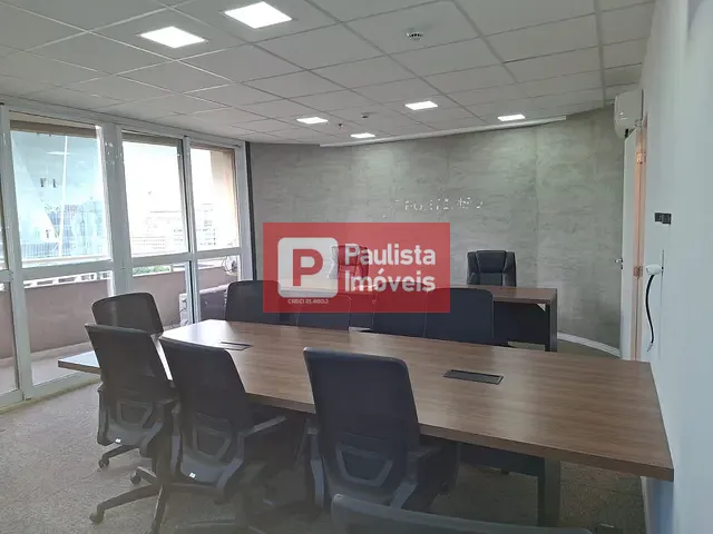 Sala com 90m², para alugar, no bairro Chácara Santo Antônio (Zona Sul) em São Paulo