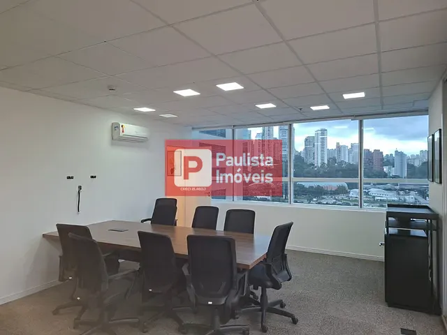 Sala com 90m², para alugar, no bairro Chácara Santo Antônio (Zona Sul) em São Paulo