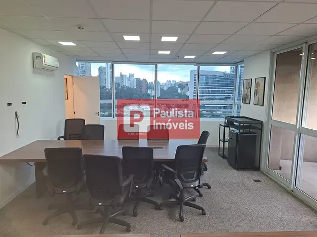 Sala com 90m², para alugar, no bairro Chácara Santo Antônio (Zona Sul) em São Paulo