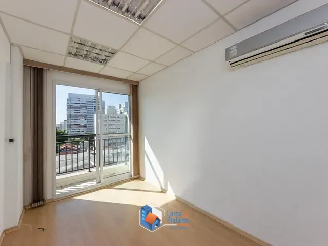 Sala com 36m², à venda, no bairro Saúde em São Paulo