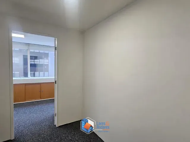 Sala com 61m², à venda, no bairro Vila Olímpia em São Paulo