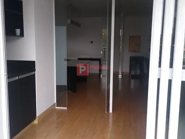 Sala para alugar, no bairro Chácara Santo Antônio (Zona Sul) em São Paulo