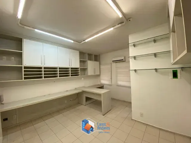 Sala com 21m², à venda, no bairro Centro em Ribeirão Preto