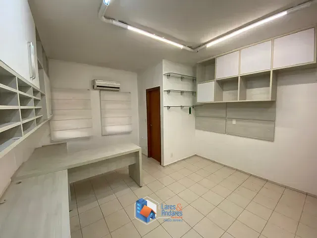 Sala com 21m², à venda, no bairro Centro em Ribeirão Preto