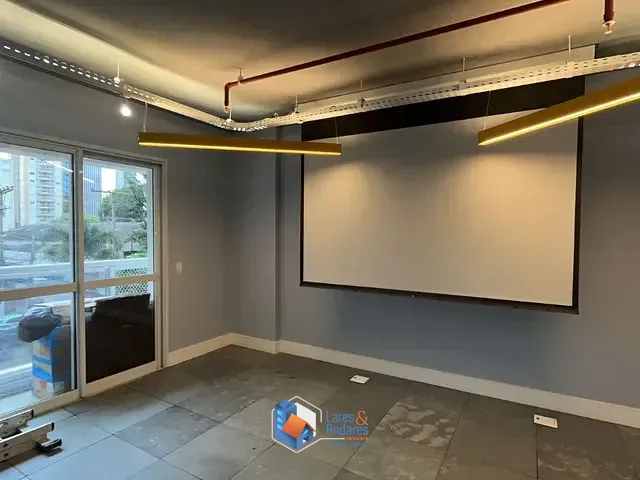Sala com 45m², à venda, no bairro Vila Olímpia em São Paulo
