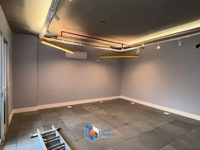 Sala com 45m², à venda, no bairro Vila Olímpia em São Paulo