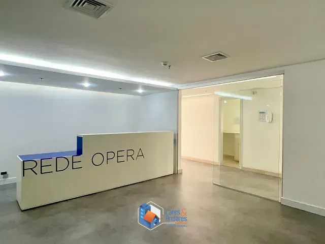 Sala com 330m², à venda, no bairro Jardim Paulista em São Paulo