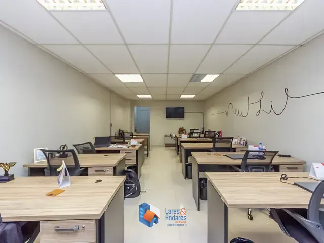 Sala com 61m², à venda, no bairro República em São Paulo