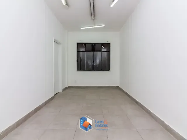 Sala com 84m², à venda, no bairro República em São Paulo