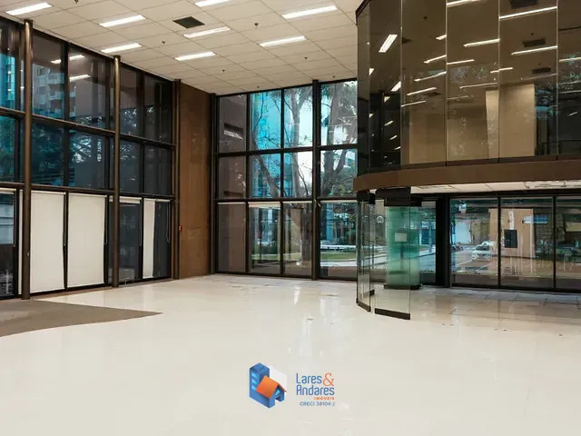 Sala com 2481m², à venda, no bairro Brooklin Paulista em São Paulo