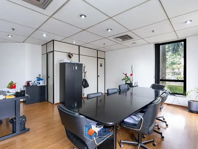 Sala com 37m², à venda, no bairro Jardim Londrina em São Paulo