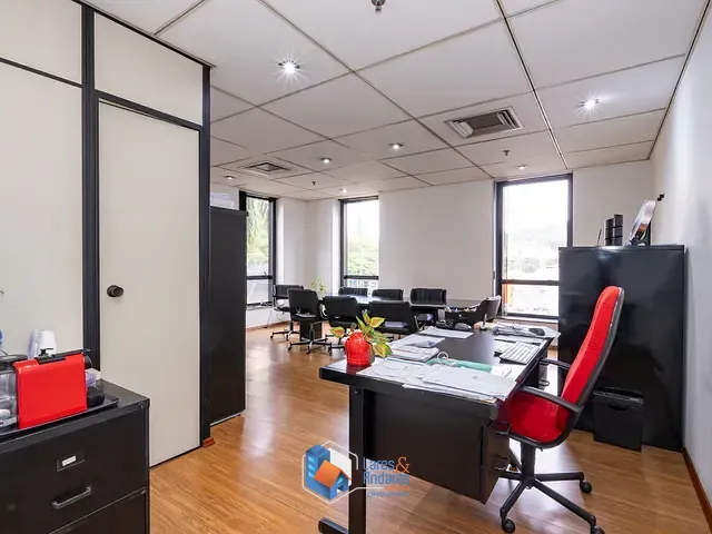 Sala com 37m², à venda, no bairro Jardim Londrina em São Paulo