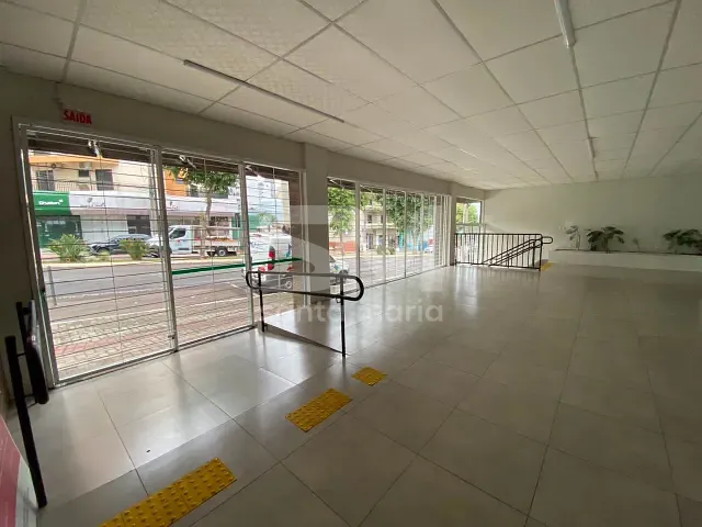Sala com 1200m², para alugar, no bairro Centro em Chapecó