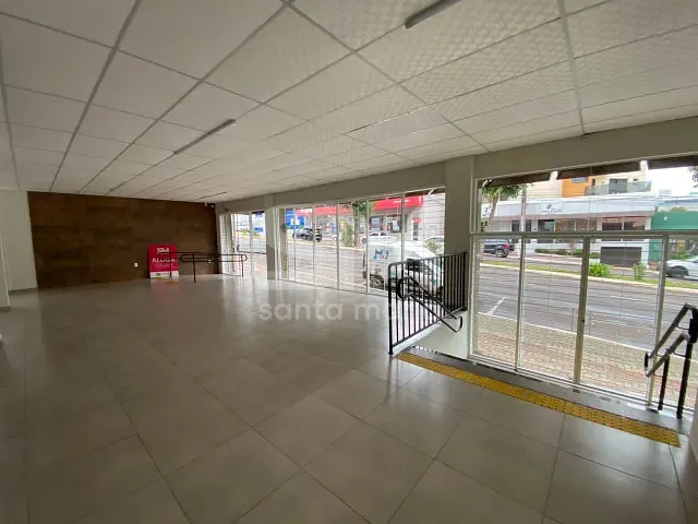 Sala com 1200m², para alugar, no bairro Centro em Chapecó