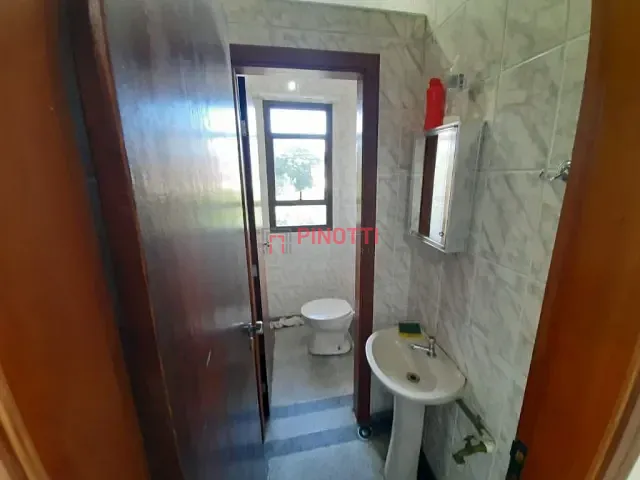 Sala para alugar, no bairro Jardim Beatriz em São Bernardo do Campo