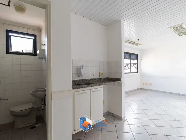 Sala com 35m², à venda, no bairro Vila Guarani (Z Sul) em São Paulo