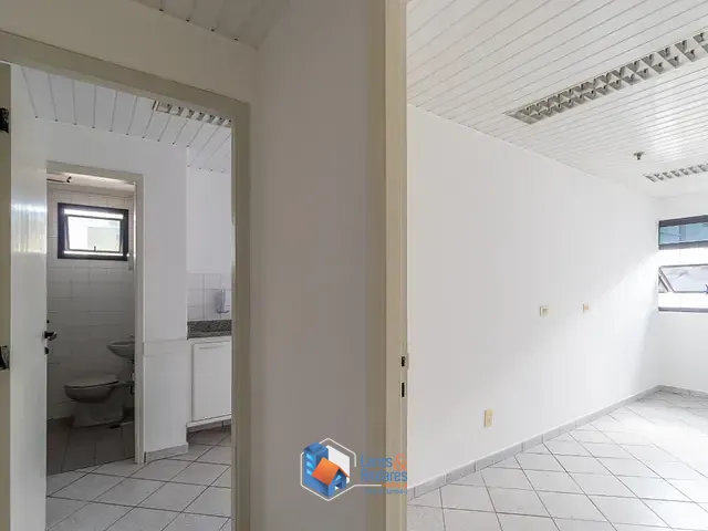 Sala com 35m², à venda, no bairro Vila Guarani (Z Sul) em São Paulo