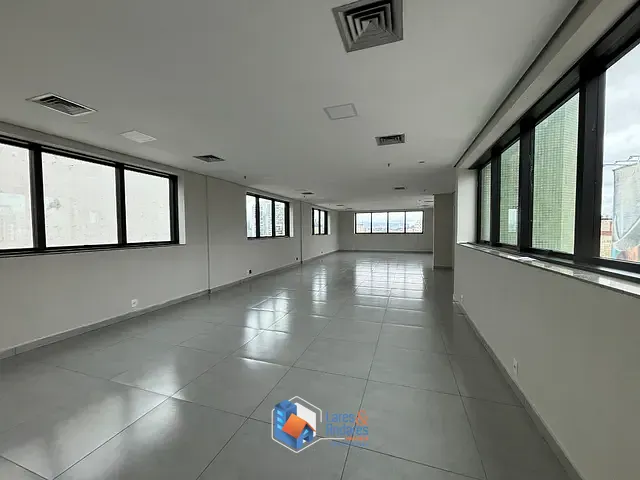 Sala com 112m², à venda, no bairro Santa Cecília em São Paulo